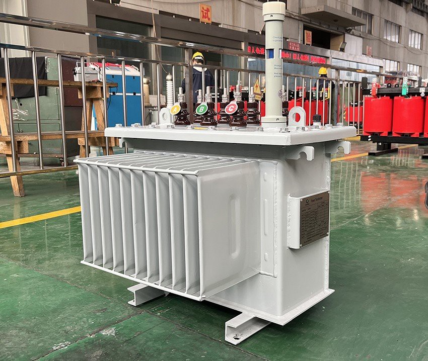 25 KVA 0.4 KV Pole Mounted Distribution Transformer