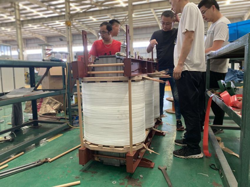 2 MVA 2000 KVA 11KV To 415V Step Down Distribution Transformer