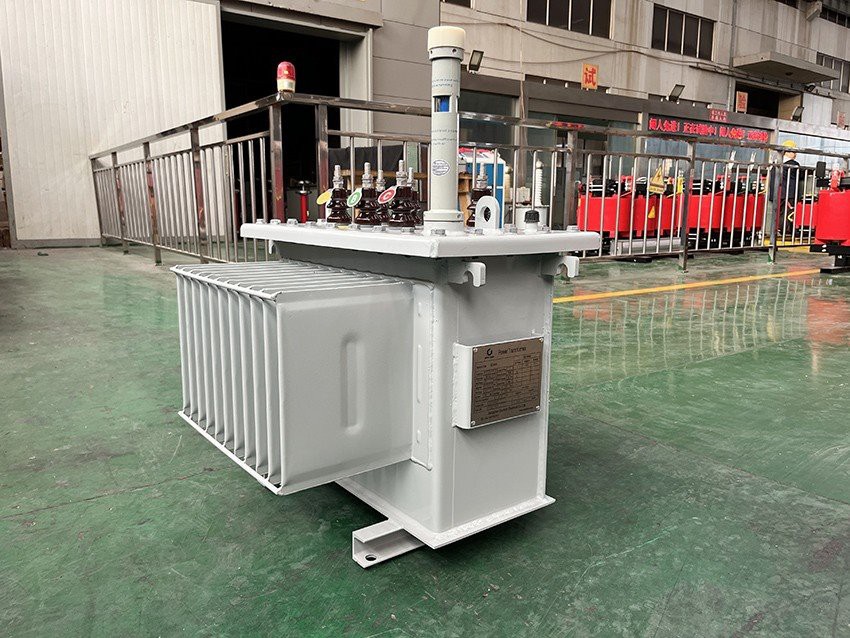 25 KVA 0.69kV Distribution Transformer